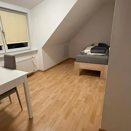 The Burgstrasse 6, Διαμέρισμα